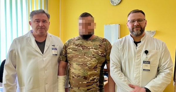 Закарпатські лікарі дістали з легені 33-річного військового осколок снаряду