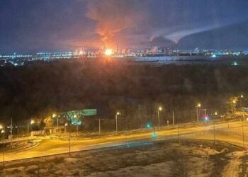 Атаки СБУ на нафтопереробні заводи на 12% скоротили видобуток та переробку нафти в Росії