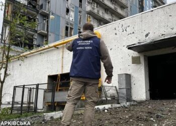 Росія атакувала житлову забудову Харкова ракетами С-300 (фото)