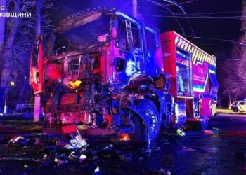 У Харкові внаслідок нічної атаки безпілотників загинули троє рятувальників