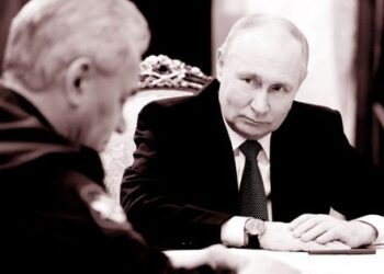 Відставка «картонного маршала»