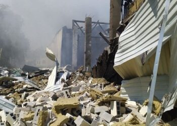 У Харкові росіяни влучили по друкарні видавництва Vivat, є загиблі і поранені