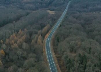 У Яворівському районі заборонили відвідувати ліси та зупиняти авто на узбіччях