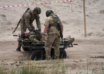 В Україні купуватимуть медичні робоплатформи для евакуації військових