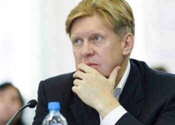 Російський олігарх Шелков сприяв вивезенню з України титану на 90 млн грн