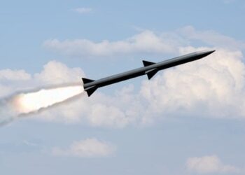 Польща не збиватиме російські безпілотники та ракети над Україною