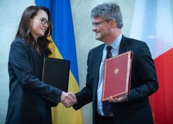 Україна отримає від Франції грант на 200 млн євро