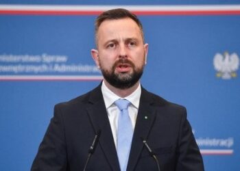 Варшава виключила можливість перебування польських миротворців на території України